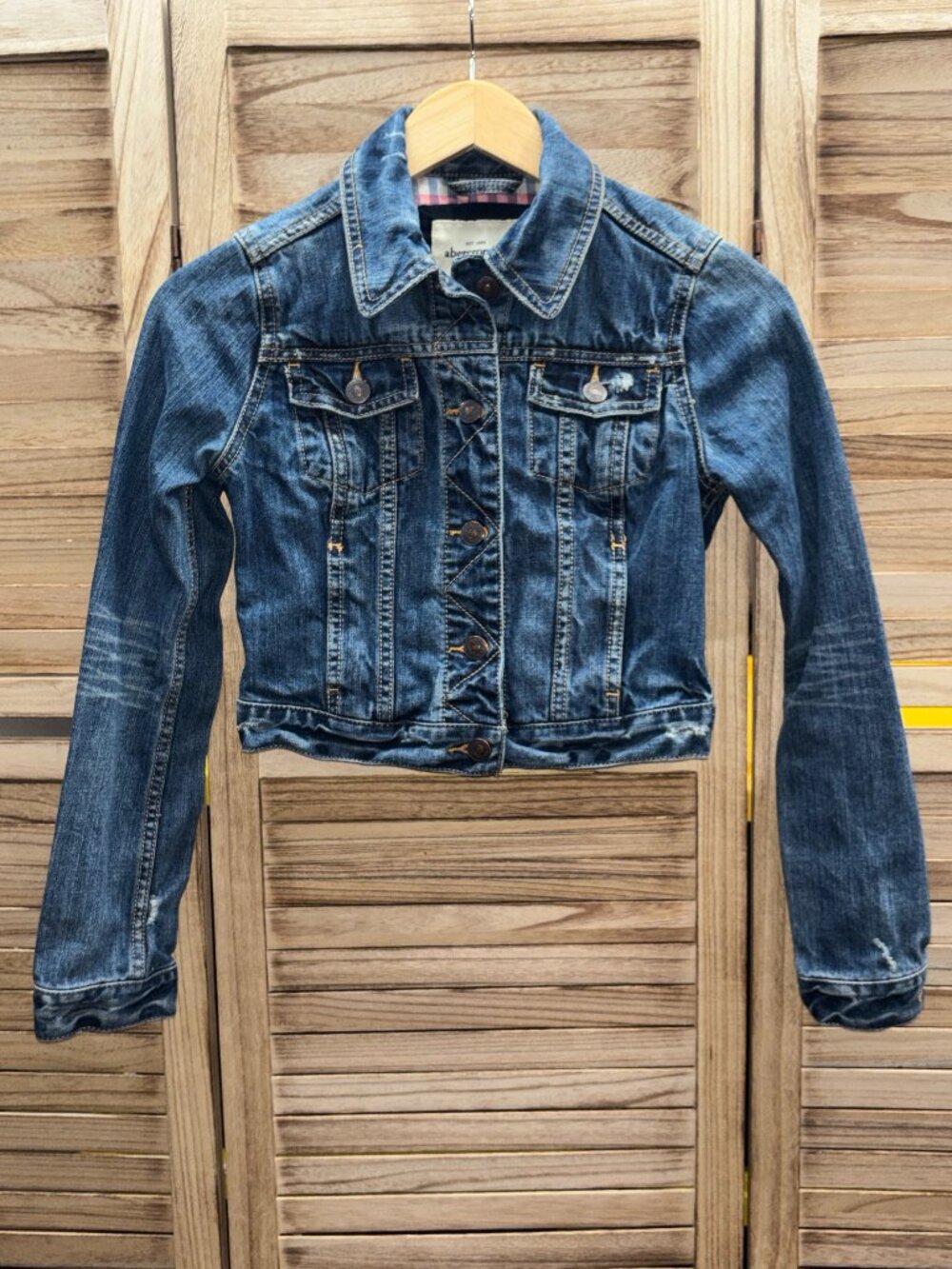 Abercrombie Kids Girls Distressed Denim Trucker Jacket Medium Wash Size L